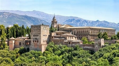 Discover Granada – A Complete Guide to Things to Do