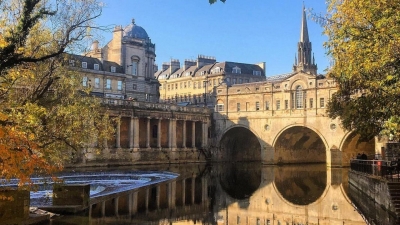 Discover Bath – England’s Elegant Spa City
