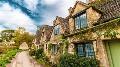 A Short Stay in the Cotswolds: Timeless Villages and Rolling Hills
