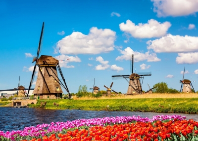 Discovering Kinderdijk: The Windmill Wonderland of the Netherlands