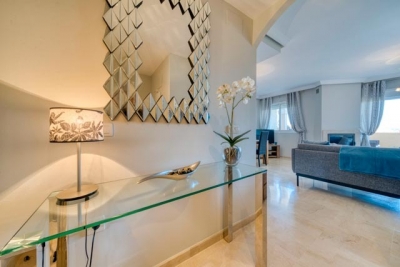 Stunning Marbella Penthouse with Sea Views