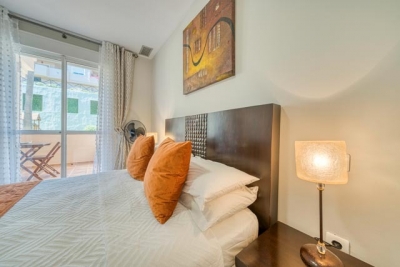 Luxury 2-Bedroom Villa in La Alzambra Vasari
