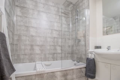 Garden View - 2-Bed Apartment in Blantyre.