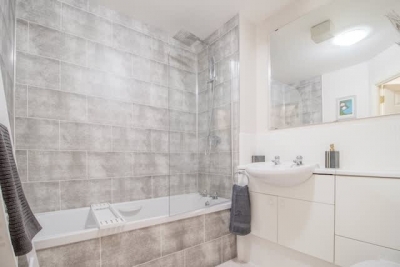 Garden View - 2-Bed Apartment in Blantyre.