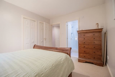 Garden View - 2-Bed Apartment in Blantyre.