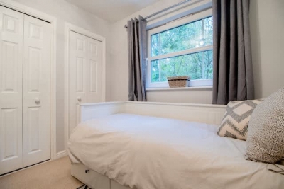Garden View - 2-Bed Apartment in Blantyre.