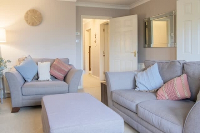 Garden View - 2-Bed Apartment in Blantyre.