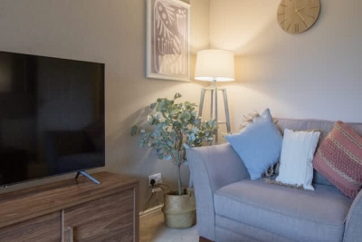 Garden View - 2-Bed Apartment in Blantyre.