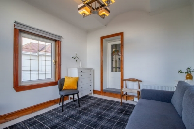 Ravenswood: Stunning Historic 1910 Sandstone Villa