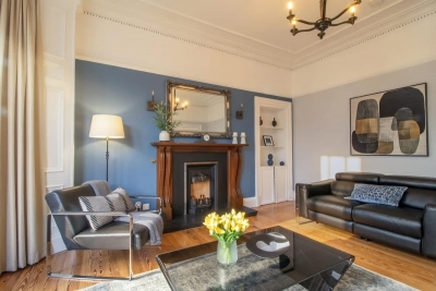 Ravenswood: Stunning Historic 1910 Sandstone Villa