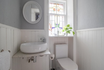Ravenswood: Stunning Historic 1910 Sandstone Villa