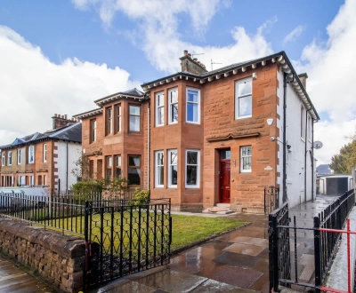 Ravenswood: Stunning Historic 1910 Sandstone Villa