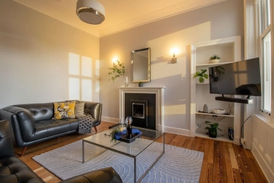 Ravenswood: Stunning Historic 1910 Sandstone Villa
