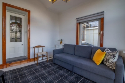 Ravenswood: Stunning Historic 1910 Sandstone Villa