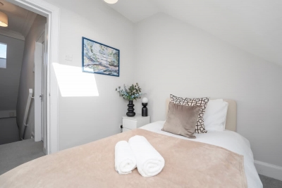 Milton Apartment - 3 Beds, Kirkcaldy with sea view
