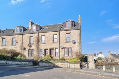 Milton Apartment - 3 Beds, Kirkcaldy with sea view
