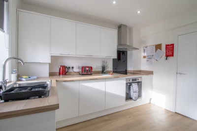 Betty's House - 3 bedroom in Coatbridge