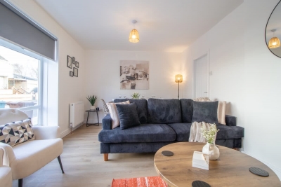 Betty's House - 3 bedroom in Coatbridge
