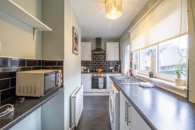 Culzean House - 2 Bedrooms in Coatbridge