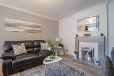 Culzean House - 2 Bedrooms in Coatbridge
