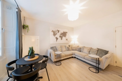 The Green- 2 Bed Flat near Aberdeen Ferry Terminal