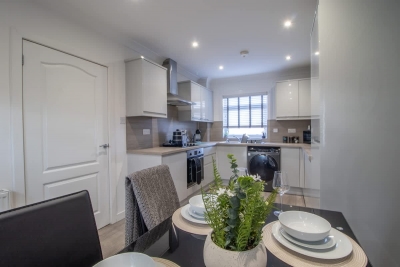 Catriona House - 3 Bedroom house in Motherwell