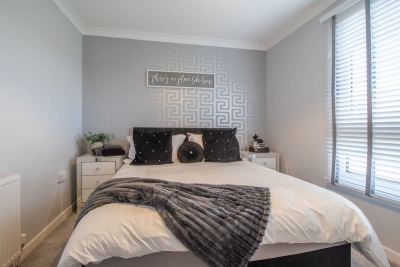 Catriona House - 3 Bedroom house in Motherwell