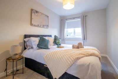 Angel House - 3 bedrooms close to Airdrie Centre