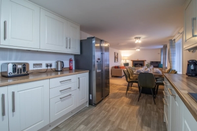 Lynwood - 4 Bedroom House with Views of Loch Gilp