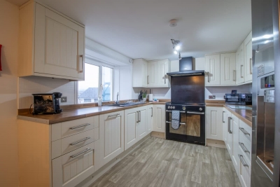Lynwood - 4 Bedroom House with Views of Loch Gilp