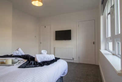 The Wishy - 2 Bedroom Flat in Newmains