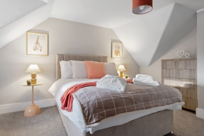 Leo Apartment - 4 Bedroom Flat in Nairn