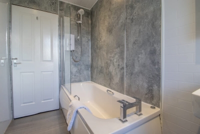 Ashgrove House - 3 bedroom in Coatbridge
