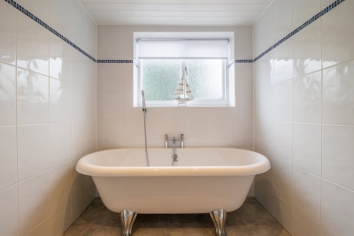Cairnhill House - 3 Bed House in Central Airdrie