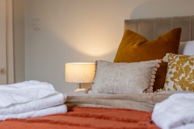 Cairnhill House - 3 Bed House in Central Airdrie