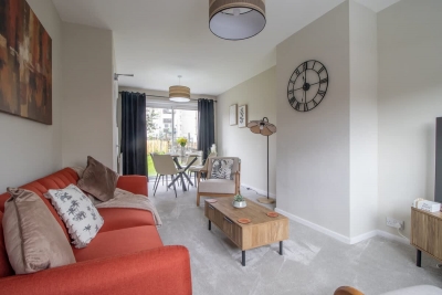 Gray House -Modern 2BR close to Loch Lomond