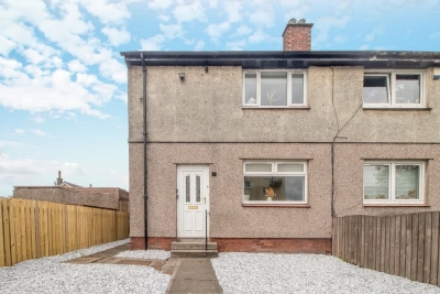 Gray House -Modern 2BR close to Loch Lomond