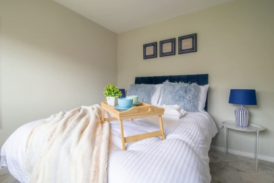 Gray House -Modern 2BR close to Loch Lomond