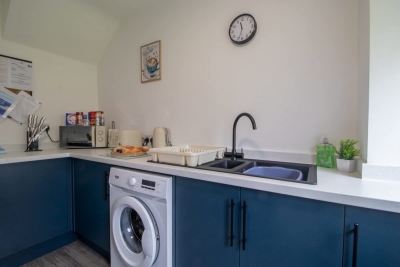 Gray House -Modern 2BR close to Loch Lomond