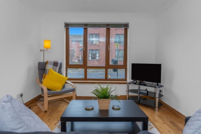 Binney Apartment - 1 double room