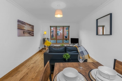 Binney Apartment - 1 double room