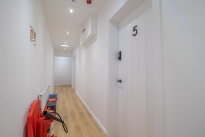 Double Ensuite Room + Shared Kitchen + Fast Wi-Fi