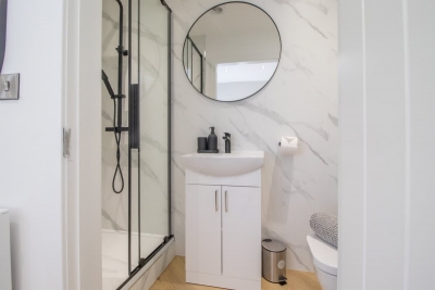 Double Ensuite Room + Shared Kitchen + Fast Wi-Fi