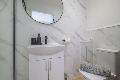Double Ensuite Room + Shared Kitchen + Fast Wi-Fi