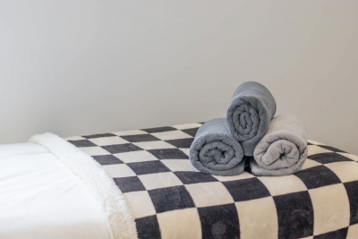 Single ensuite room nr Falkirk with self-check-in