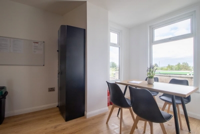 Single ensuite room nr Falkirk with self-check-in