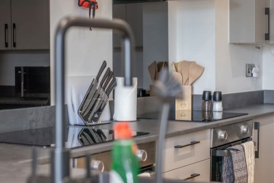 Single ensuite room nr Falkirk with self-check-in