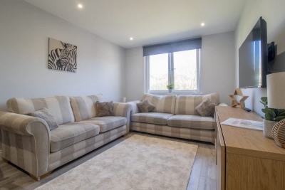 Highfield Apartment - 2 Bed Near Motherwell Centre