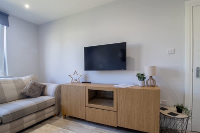 Highfield Apartment - 2 Bed Near Motherwell Centre
