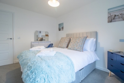 Lendrick House - 3 bed house with parking, Falkirk